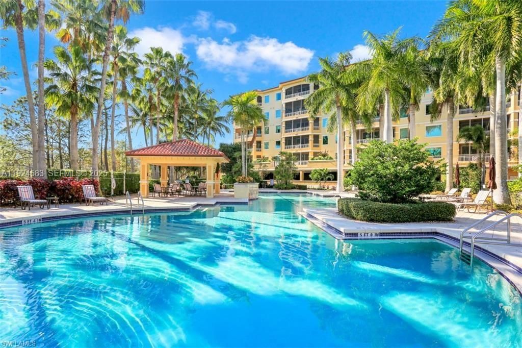 For Sale: $699,000 (1 beds, 2 baths, 1120 Square Feet)