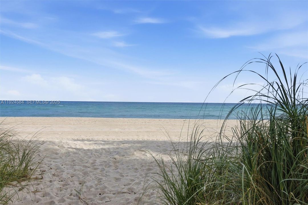 待售: $1,995,000 (3 贝兹, 4 浴室, 2440 平方英尺)