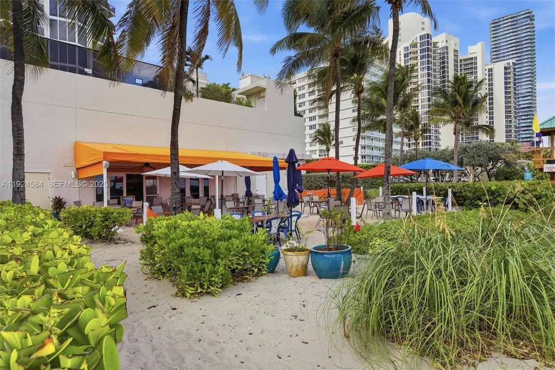 待售: $1,995,000 (3 贝兹, 4 浴室, 2440 平方英尺)