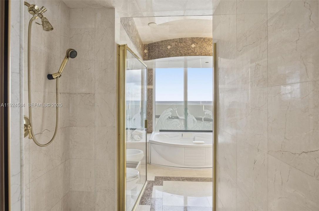 待售: $1,995,000 (3 贝兹, 4 浴室, 2440 平方英尺)