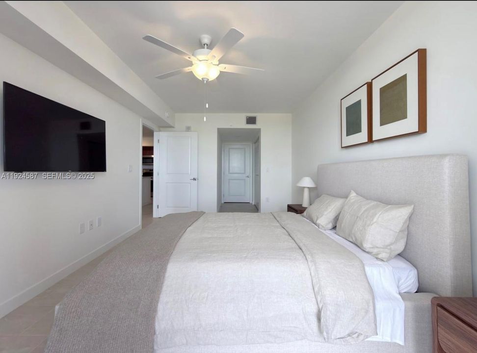 For Rent: $2,650 (2 beds, 2 baths, 5164 Square Feet)