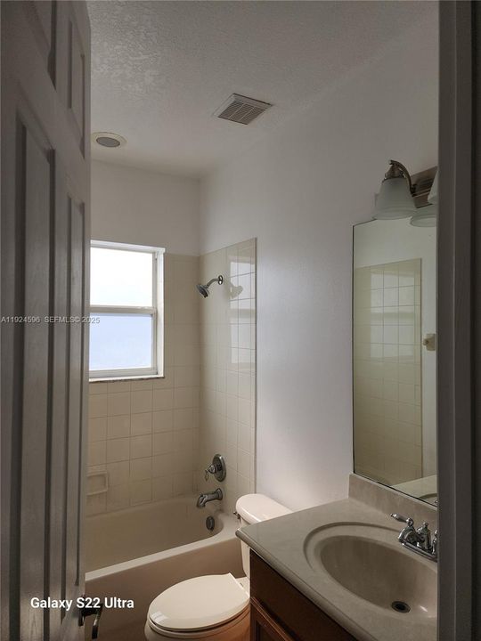 For Rent: $4,200 (5 beds, 4 baths, 5349 Square Feet)