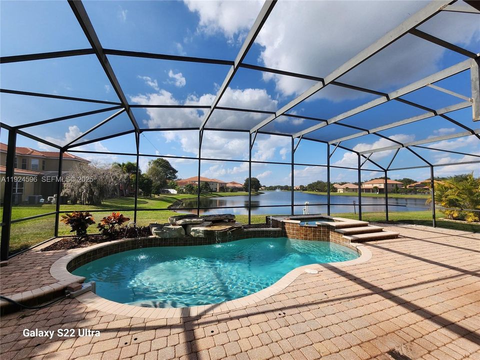 For Rent: $4,200 (5 beds, 4 baths, 5349 Square Feet)