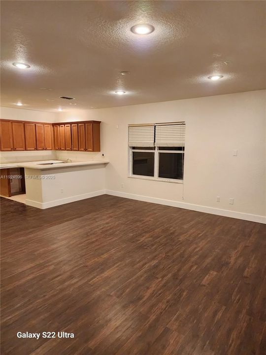 For Rent: $4,200 (5 beds, 4 baths, 5349 Square Feet)