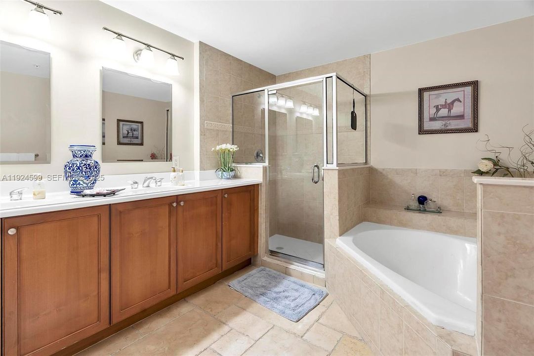 For Rent: $4,100 (2 beds, 2 baths, 1625 Square Feet)