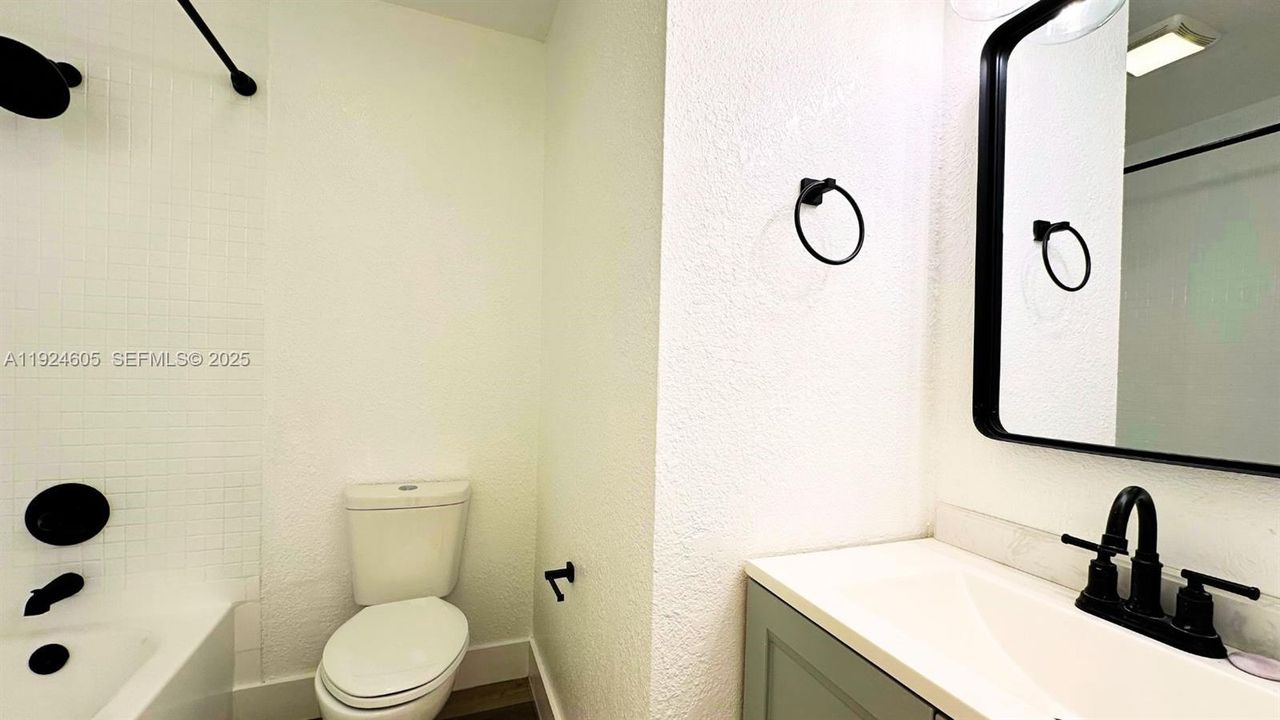 En Renta: $3,000 (3 camas, 2 baños, 2014 Pies cuadrados)