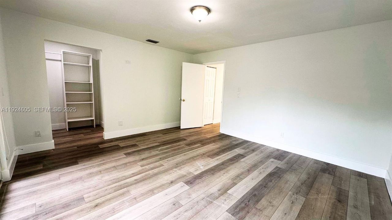 En Renta: $3,000 (3 camas, 2 baños, 2014 Pies cuadrados)