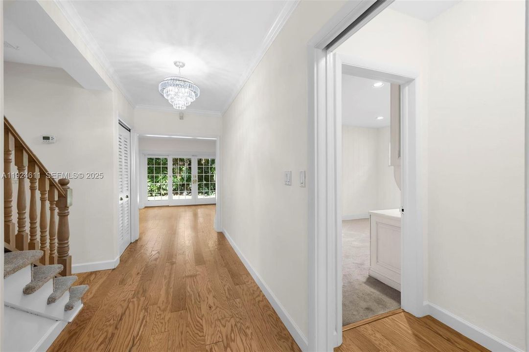 For Sale: $1,749,000 (3 beds, 2 baths, 1880 Square Feet)