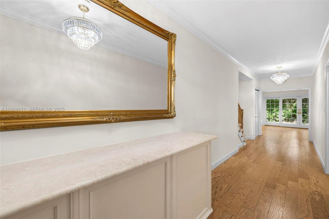 For Sale: $1,749,000 (3 beds, 2 baths, 1880 Square Feet)