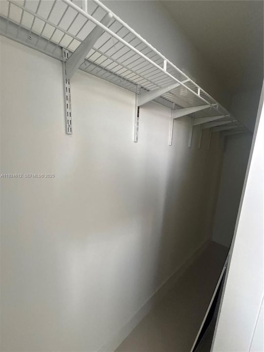 出租: $3,500 (3 贝兹, 3 浴室, 1425 平方英尺)