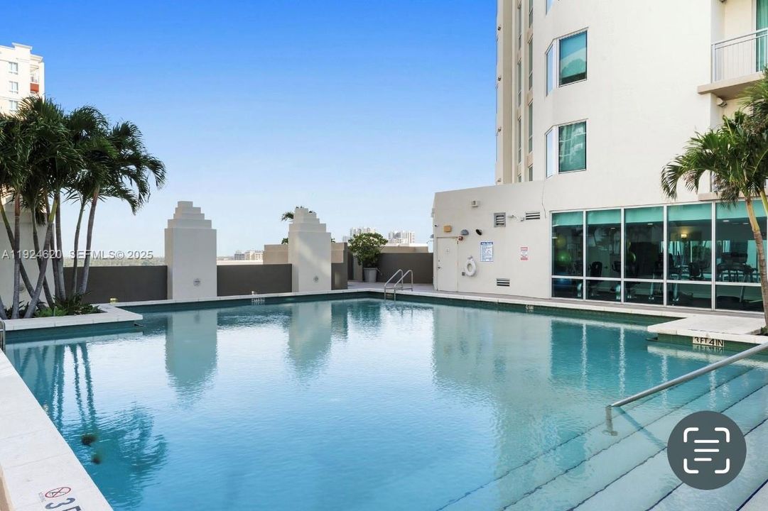 For Sale: $600,000 (2 beds, 2 baths, 1467 Square Feet)