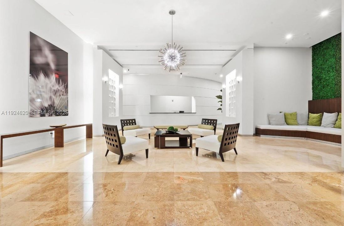 For Sale: $600,000 (2 beds, 2 baths, 1467 Square Feet)