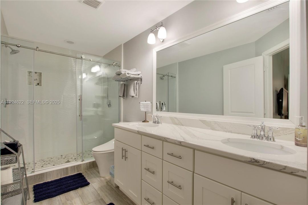 For Sale: $685,000 (3 beds, 2 baths, 1438 Square Feet)