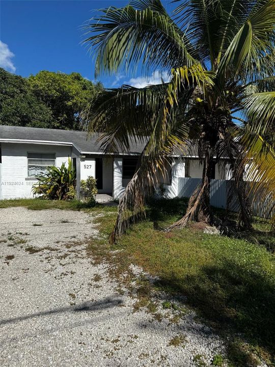 For Rent: $2,400 (2 beds, 1 baths, 0 Square Feet)