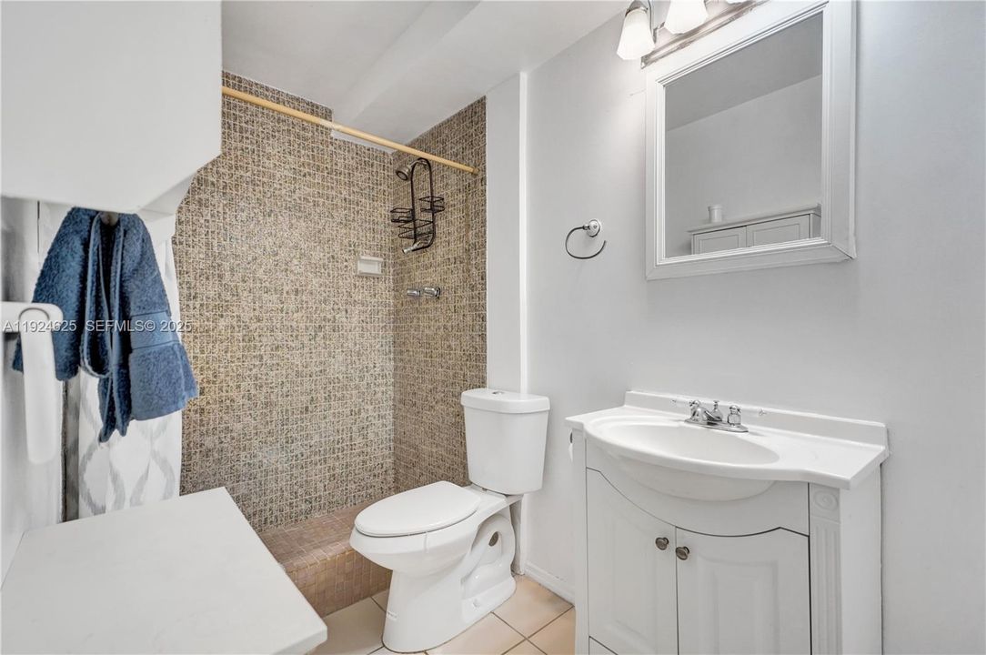 For Sale: $405,000 (2 beds, 2 baths, 1498 Square Feet)