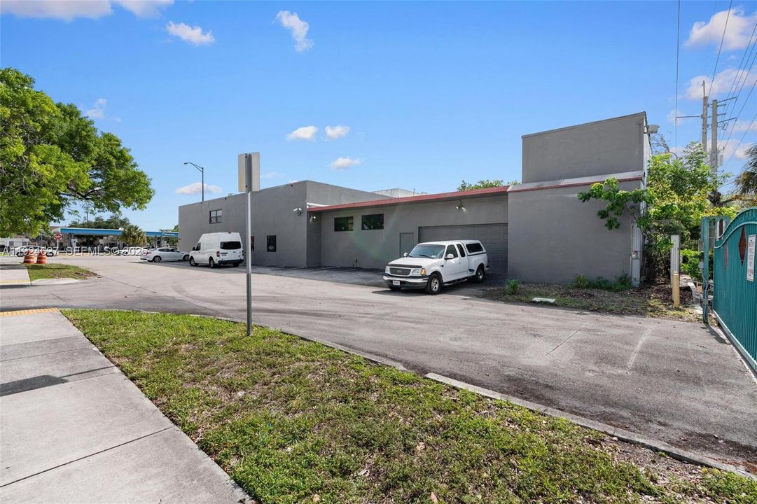 出租: $20,000 (0 贝兹, 0 浴室, 0 平方英尺)