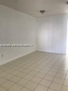 В аренду: $1,750 (2 спален, 2 ванн, 914 Квадратных фут)