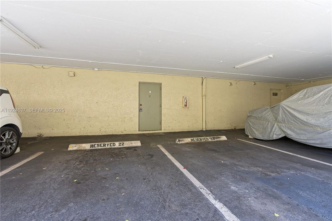 出租: $2,900 (2 贝兹, 2 浴室, 1300 平方英尺)