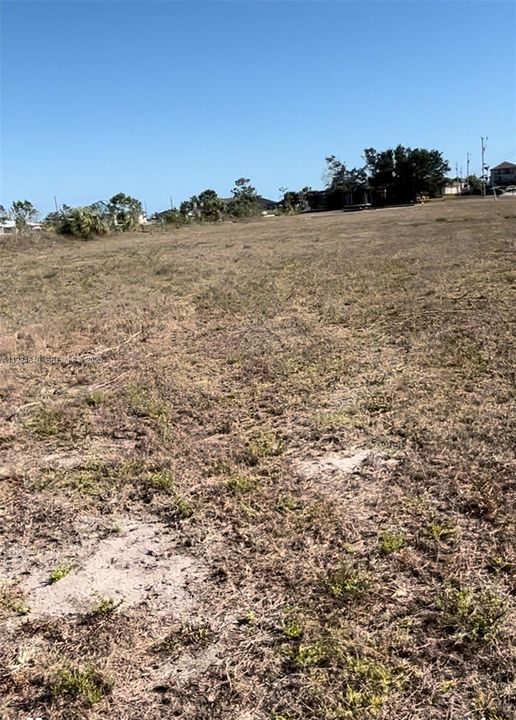 待售: $45,000 (0.23 acres)