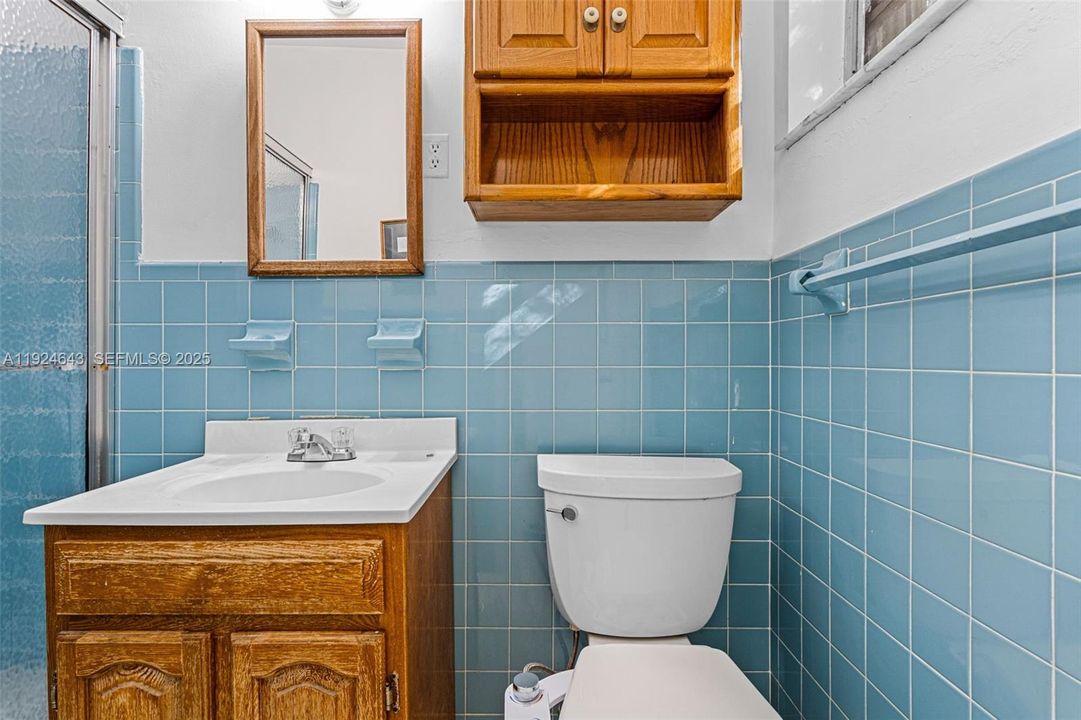 待售: $829,000 (3 贝兹, 2 浴室, 1662 平方英尺)