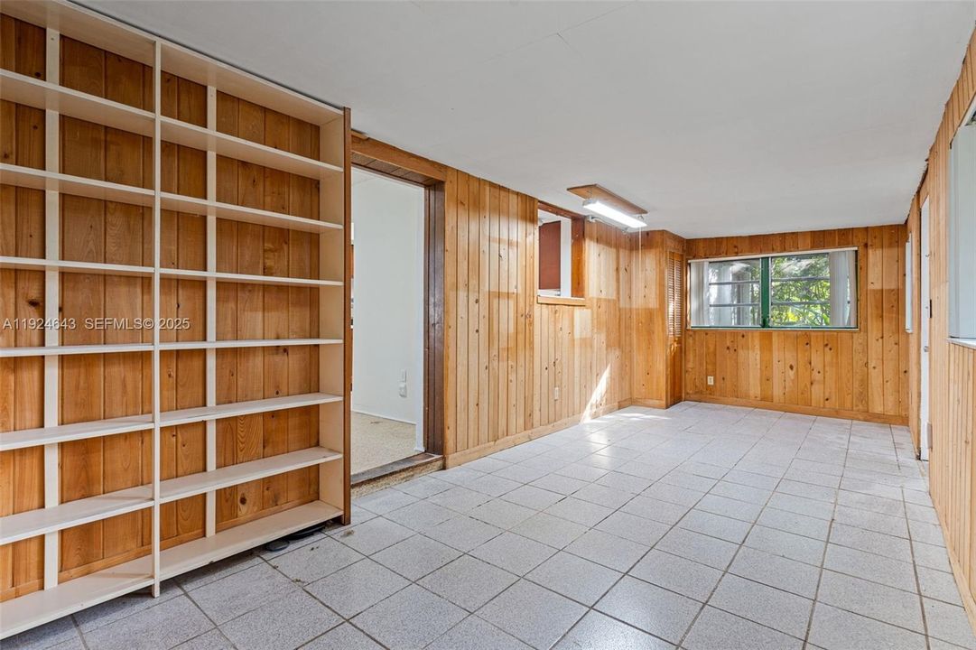 待售: $829,000 (3 贝兹, 2 浴室, 1662 平方英尺)