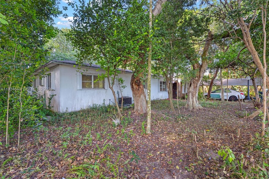 待售: $829,000 (3 贝兹, 2 浴室, 1662 平方英尺)