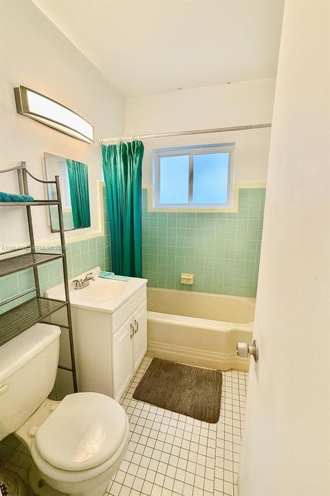 На продажу: $549,000 (4 спален, 2 ванн, 1567 Квадратных фут)