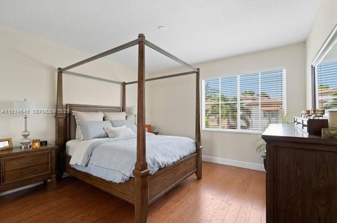 For Sale: $499,500 (3 beds, 2 baths, 2278 Square Feet)