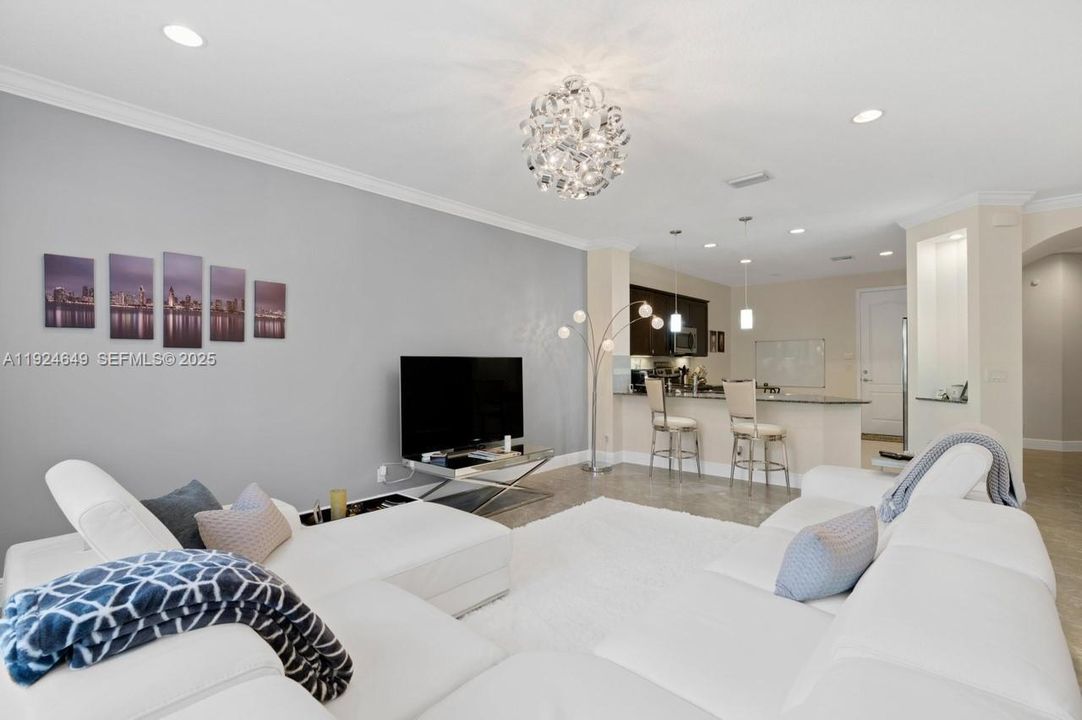 For Sale: $499,500 (3 beds, 2 baths, 2278 Square Feet)