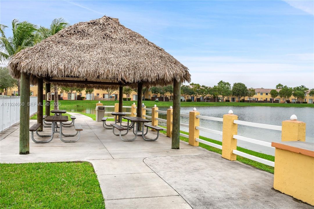 En Renta: $1,650 (2 camas, 2 baños, 914 Pies cuadrados)