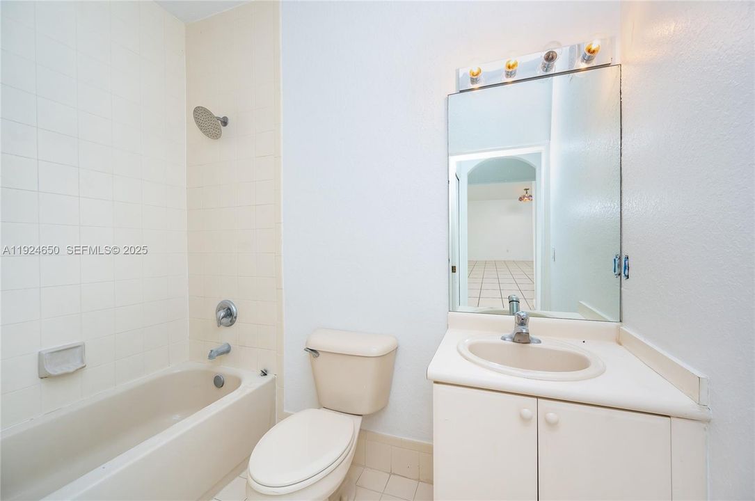 En Renta: $1,650 (2 camas, 2 baños, 914 Pies cuadrados)