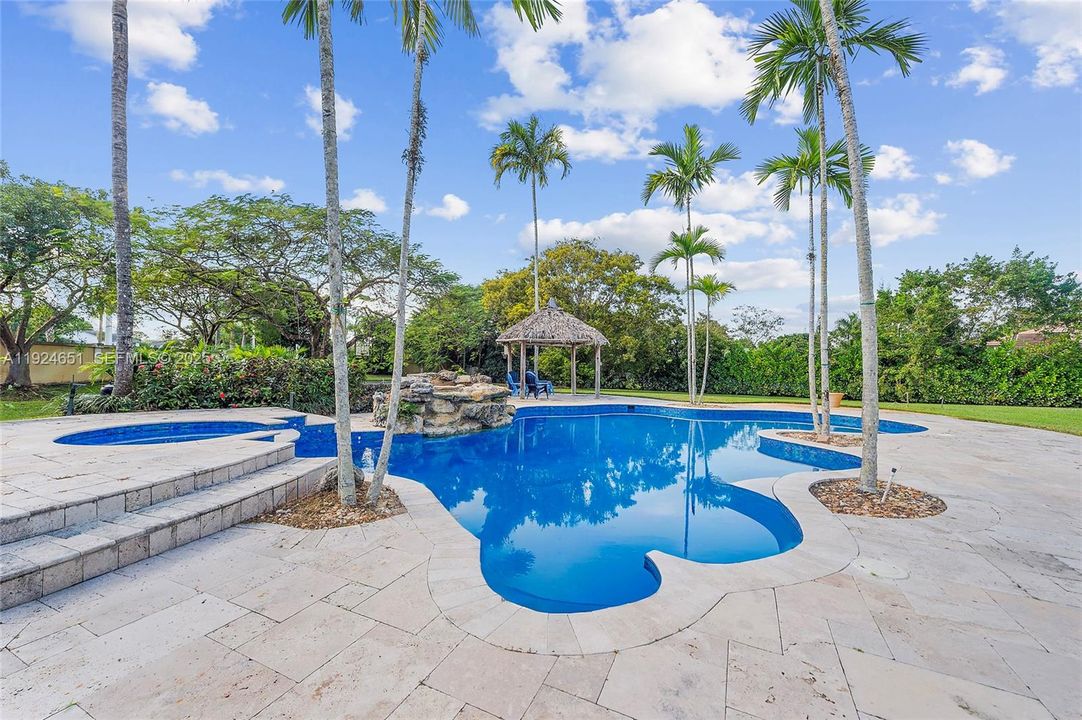 На продажу: $2,500,000 (4 спален, 4 ванн, 4026 Квадратных фут)