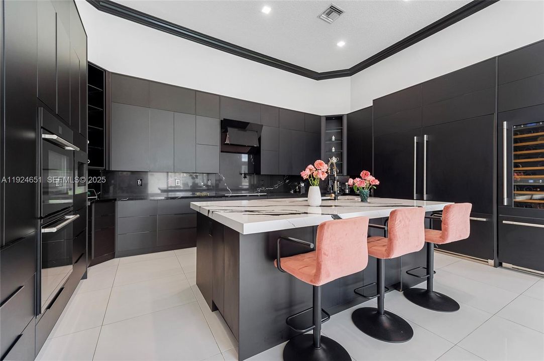 На продажу: $2,500,000 (4 спален, 4 ванн, 4026 Квадратных фут)