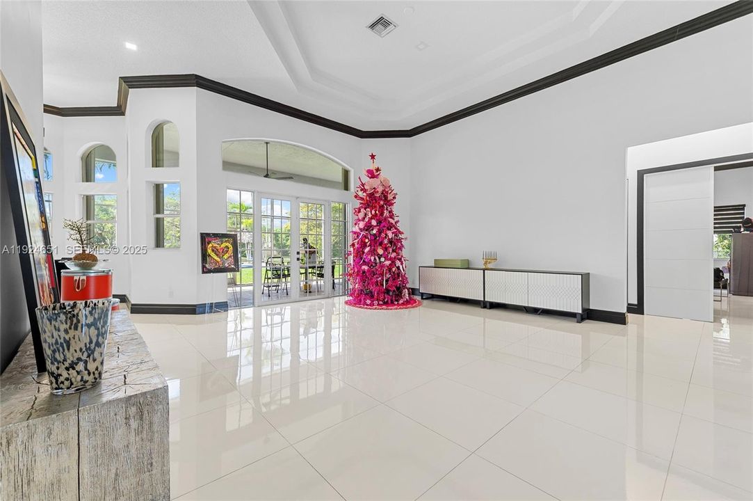 На продажу: $2,500,000 (4 спален, 4 ванн, 4026 Квадратных фут)