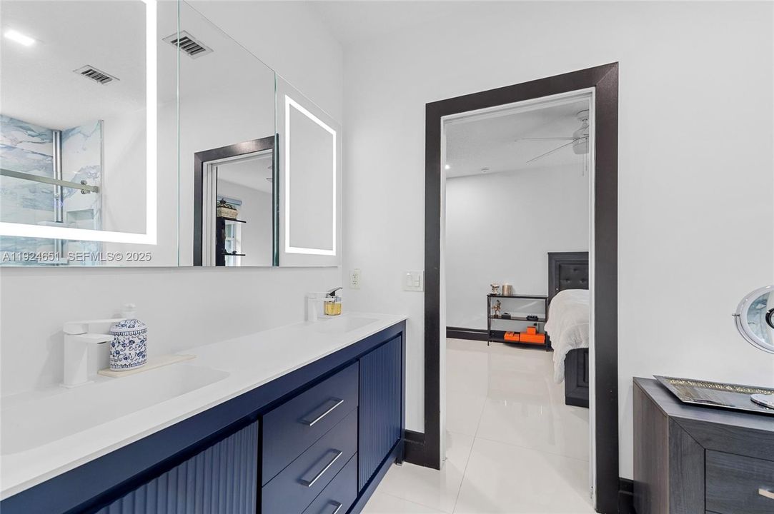 На продажу: $2,500,000 (4 спален, 4 ванн, 4026 Квадратных фут)