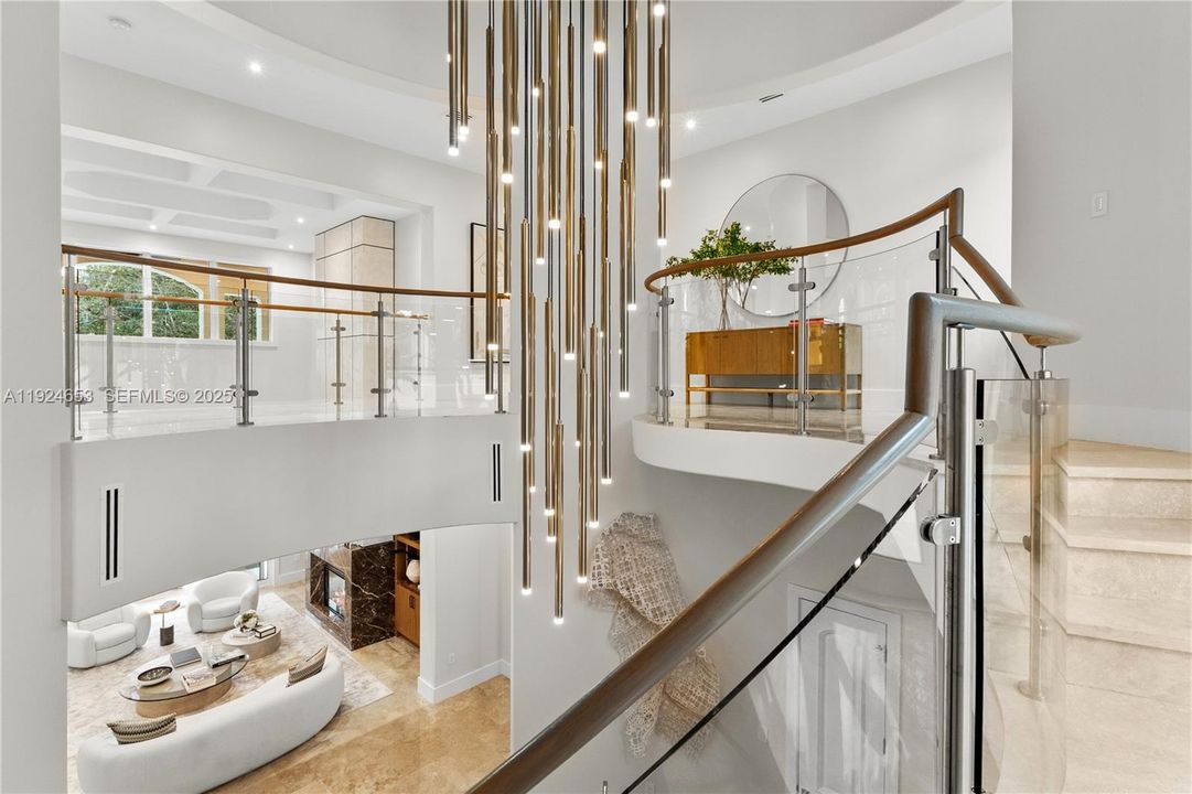 For Sale: $9,495,000 (7 beds, 6 baths, 8551 Square Feet)