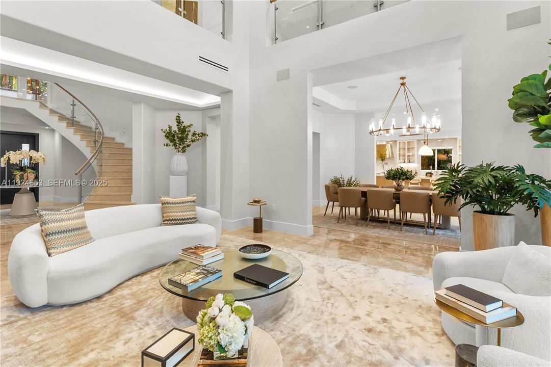 For Sale: $9,495,000 (7 beds, 6 baths, 8551 Square Feet)