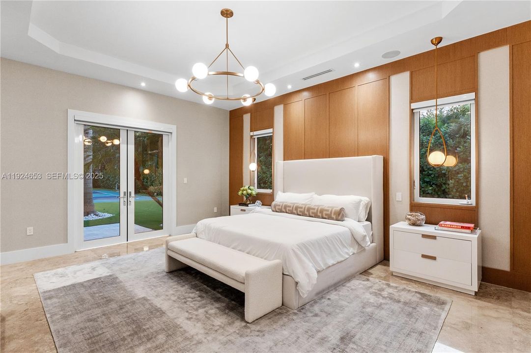 For Sale: $9,495,000 (7 beds, 6 baths, 8551 Square Feet)