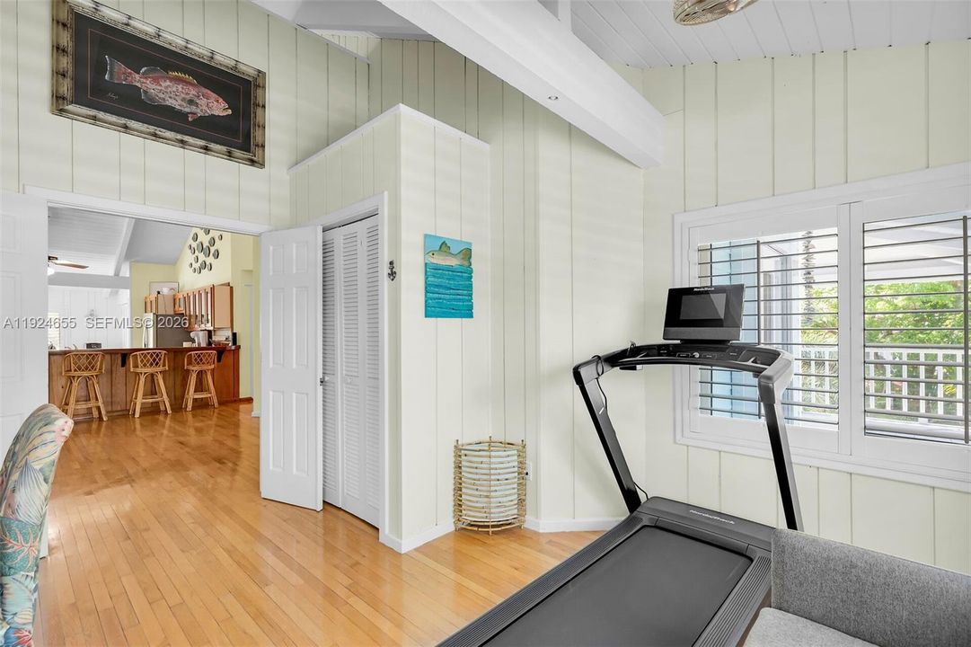 guest bedroom or office