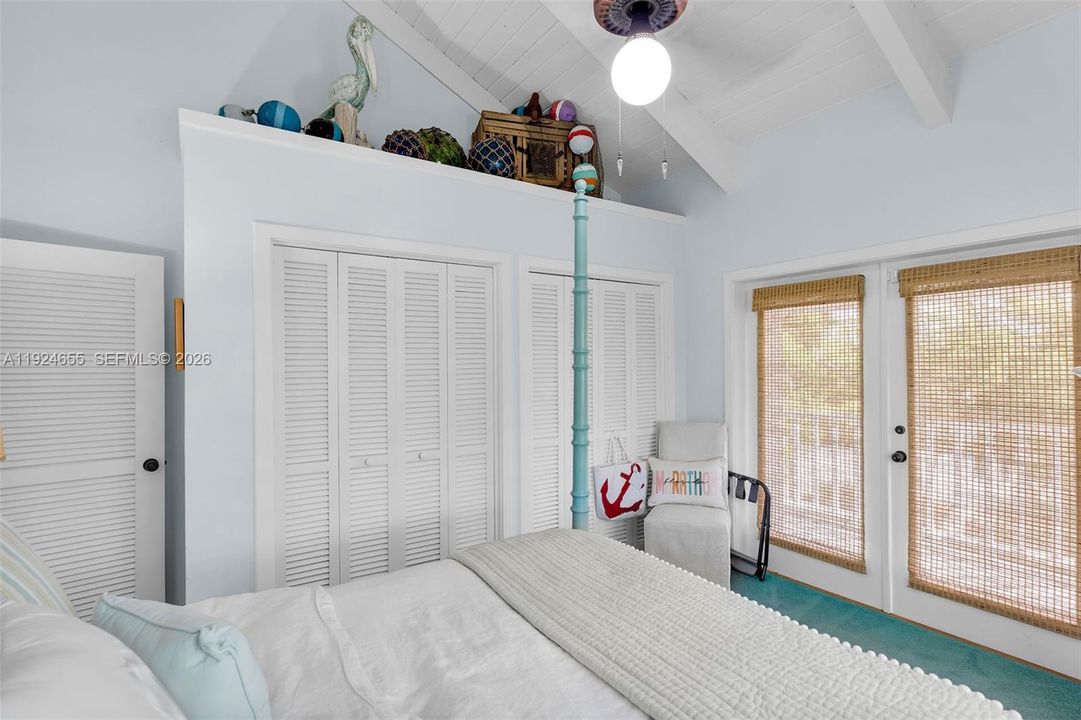 For Sale: $1,848,000 (3 beds, 2 baths, 2159 Square Feet)