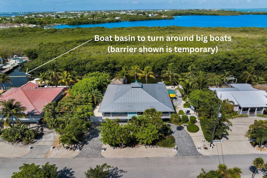 For Sale: $1,848,000 (3 beds, 2 baths, 2159 Square Feet)