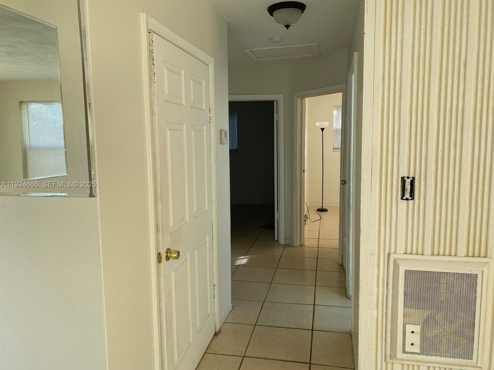 Activo con contrato: $315,000 (2 camas, 1 baños, 1014 Pies cuadrados)