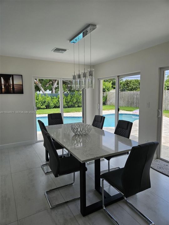 En Renta: $5,500 (3 camas, 2 baños, 1700 Pies cuadrados)