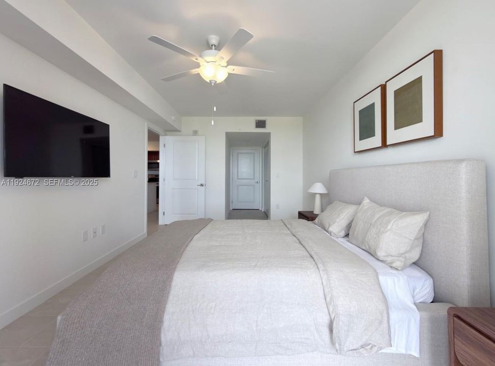 For Rent: $2,650 (2 beds, 2 baths, 5164 Square Feet)