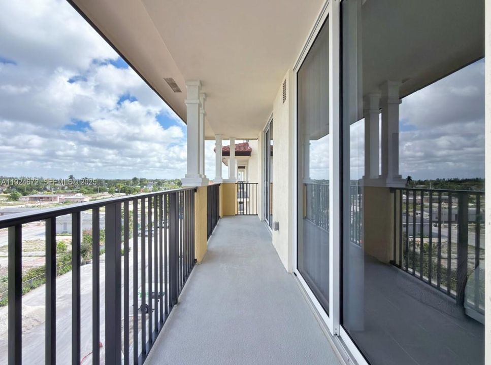 For Rent: $2,650 (2 beds, 2 baths, 5164 Square Feet)