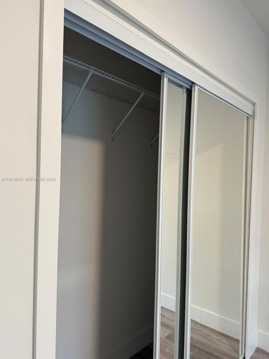 出租: $2,300 (3 贝兹, 2 浴室, 0 平方英尺)