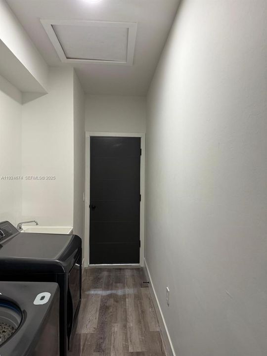 出租: $2,300 (3 贝兹, 2 浴室, 0 平方英尺)