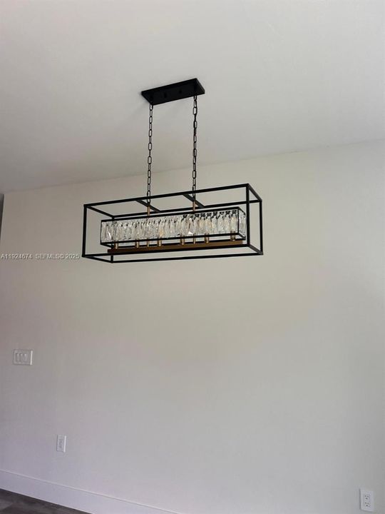 出租: $2,300 (3 贝兹, 2 浴室, 0 平方英尺)