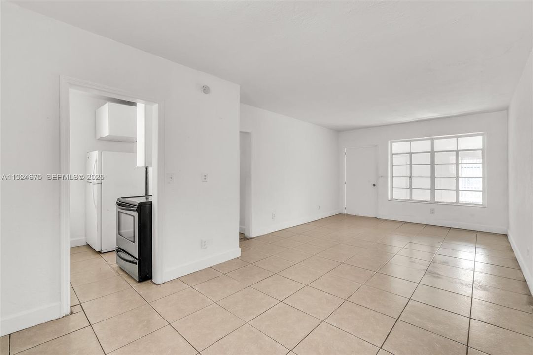 На продажу: $1,100,000 (0 спален, 0 ванн, 2454 Квадратных фут)