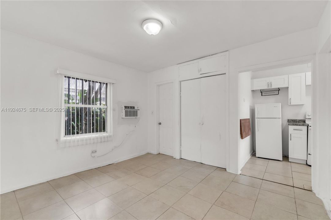 На продажу: $1,100,000 (0 спален, 0 ванн, 2454 Квадратных фут)